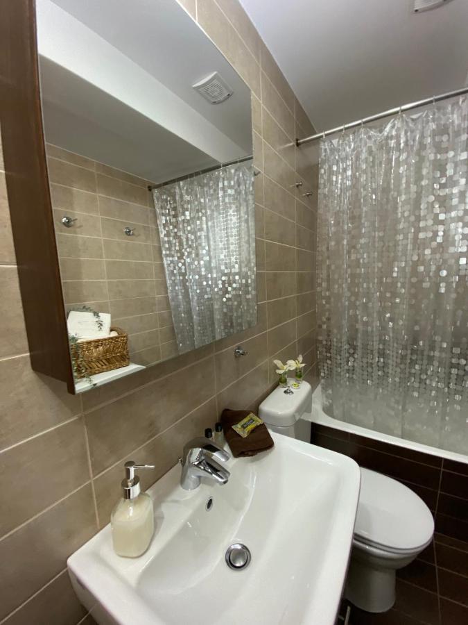Airport Tk Luxury Home Artemida  Exterior foto